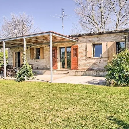Apartment In Mit Privatem Garten Ostra